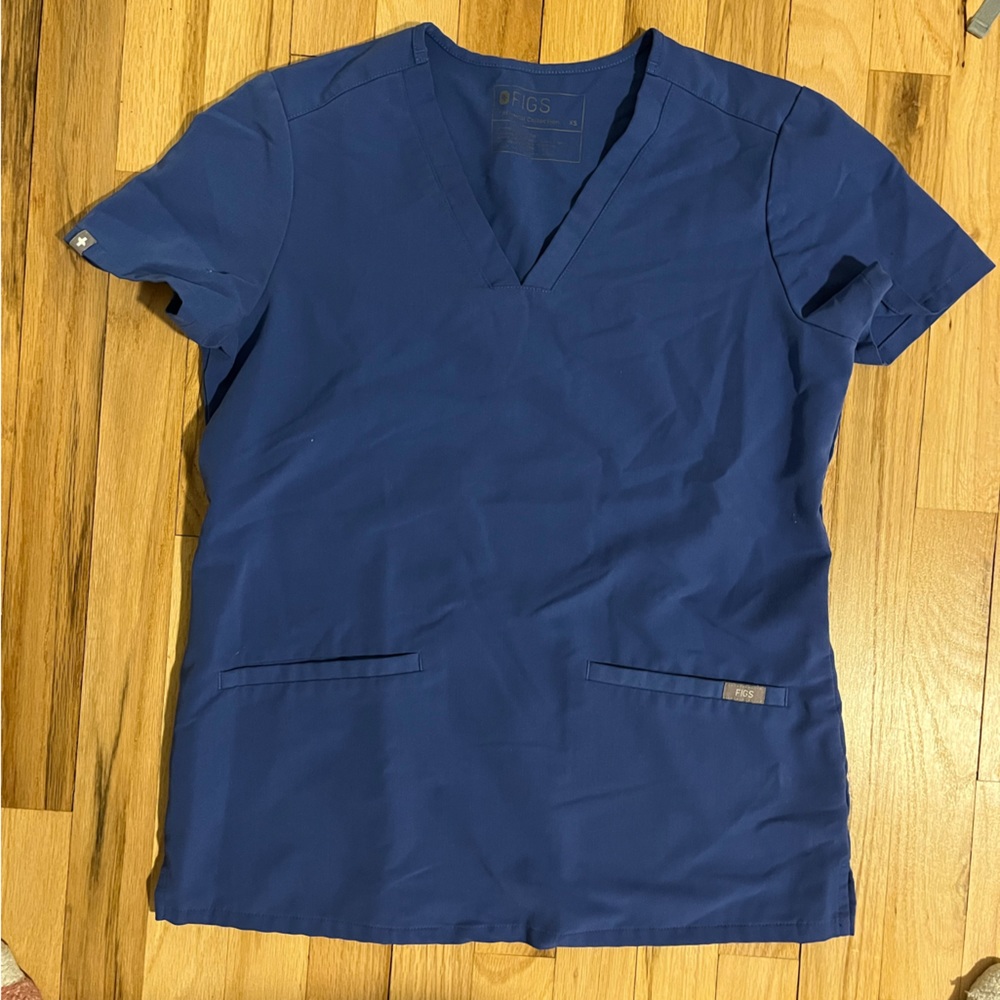 figs blue scrub top